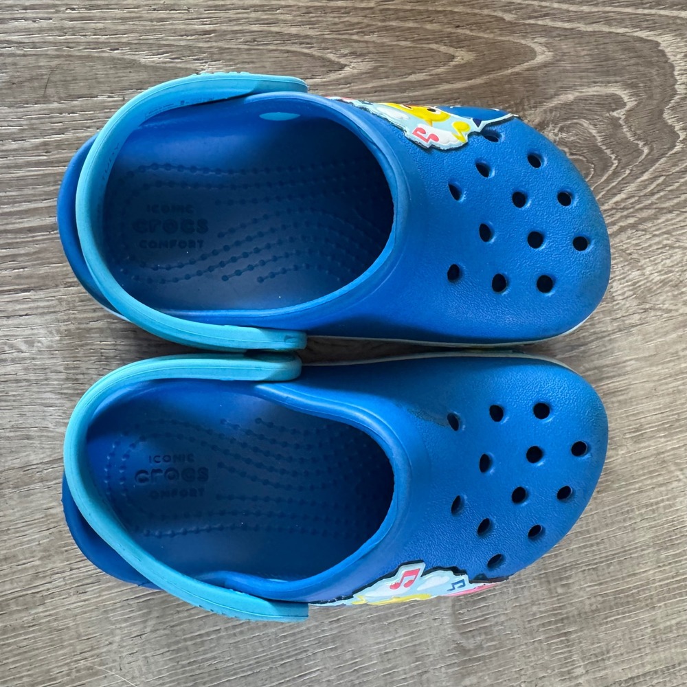 Crocs Fun Lab Baby Shark Clogs Toddler Size C7 Blue Toddler Water Beach Summer - Picture 6 of 8